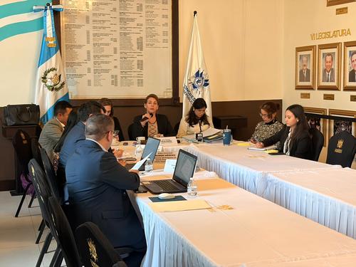 El departamento de Izabal cuenta con dos trabajadoras sociales para cubrir sus cinco municipios. (Foto: Soy502)