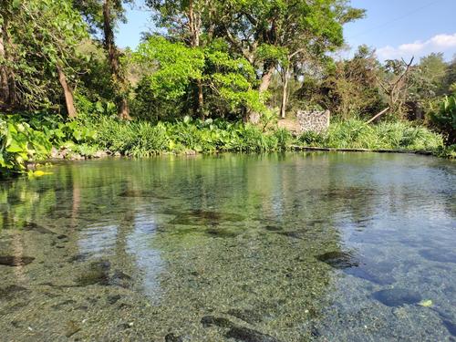 El Balneario Natural Poza Verde, también conocido como Agua Santa o Balneario Aguacapa, es un refrescante y escondido oasis ecológico. (Foto: FB/Avencer El Cerinal)