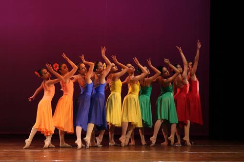 La danza es una de las expresiones que encuentra espacio en los escenarios del Centro Cultural Miguel Ángel Asturias. (Foto: Centro Cultural Miguel Ángel Asturias)