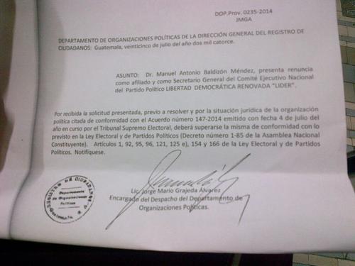 Providencia donde se notifica que Manuel Baldizón todavía no se puede desafiliar de Lider.