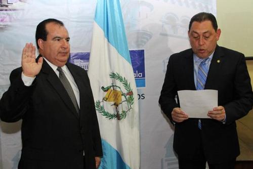 Anthony Pivaral de León fue destituido este sábado de la dirección del Sistema Penitenciario tras darse la fuga de cinco reos de alta peligrosidad este viernes. (Foto: Archivo)