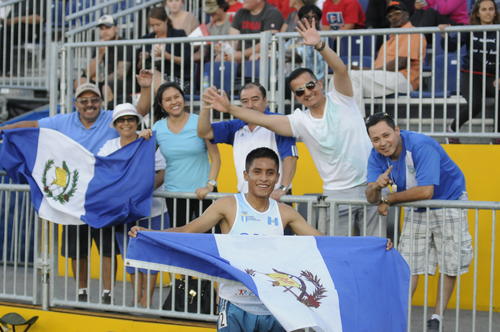Los guatemaltecos llegaron a todas las sedes que pudieron para hacer sentir en casa a los atletas nacionales. (Foto: Pedro Pablo Mijangos/Soy502)
