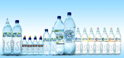 Este nuevo proceso se estará utilizando en las botellas PET, de las presentaciones de Pachoncito (10 onzas), Tapa Rosca y Sport Cap. (20 onzas), 1 litro, litro y medio, 2 litros y en sus extensiones de línea de agua saborizada (20 onzas).