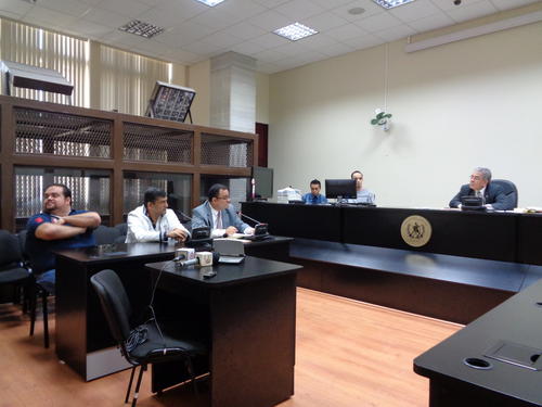 La audiencia para conocer sobre el traslado de Haroldo Mendoza Mata se realizó en el juzgado B de Mayor Riesgo. (Foto: Evelyn de León/soy502)