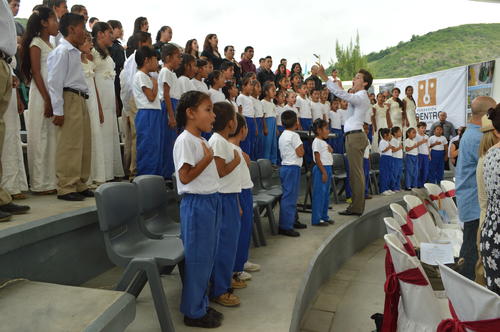 En la escuela de la Fundación Adentro, las artes y el deporte ocupan un papel central. (Foto: Olga Vásquez)