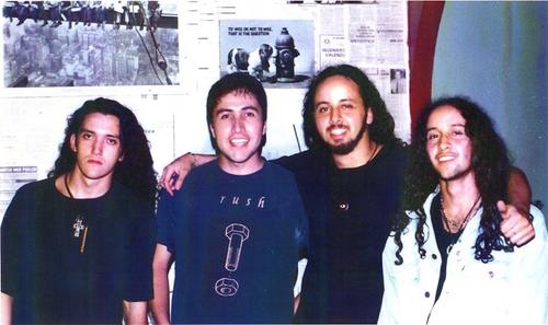 Extraña Procedencia es una de las bandas de mayor influencia en los noventa. (Foto: Extraña Procedencia oficial)