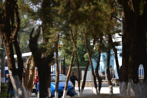 El grupo que será trasladado a Zacapa está conformado por 18 pacientes Geronto Psiquiátricos. (Foto: Wilder López/Soy502)