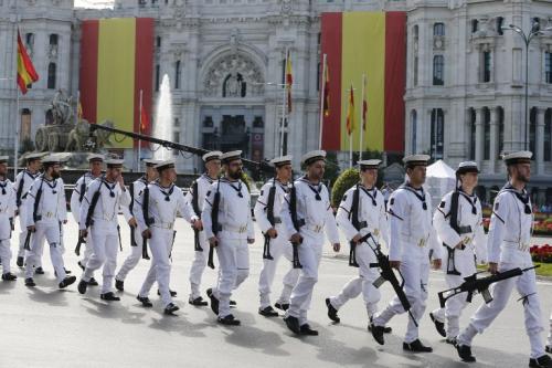 Se calcula que más de 7 mil policías resguardaron la integridad de los nuevos reyes (Foto: AFP)