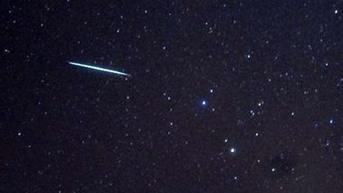 Fotografía de una Gemínida celeste. (Foto: Cortesía Edgar Castro Bathen).