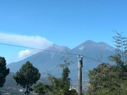 Los volcanes de Fuego y Acatenango coronaron la observación. (Foto: Cortesía Edgar Castro Bathen).