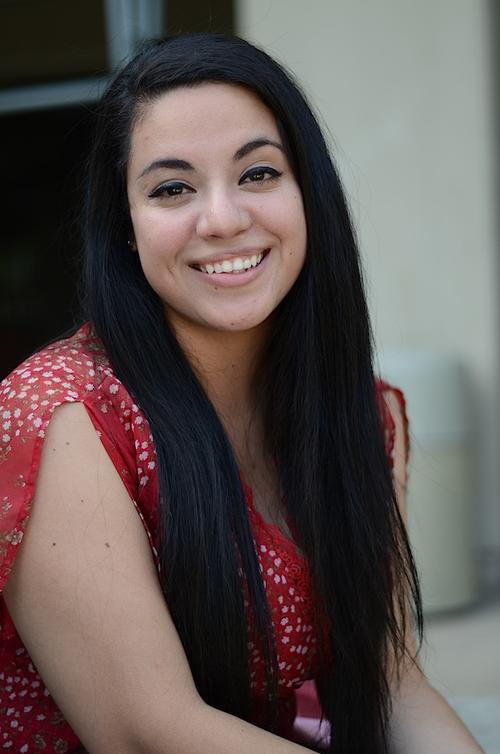 Jess Pérez da clases en la Universidad Rafael Landívar. (Selene Mejía/Soy502)