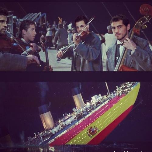 Los jugadores fueron comparados con los violinistas del Titanic, tocando hasta el final.