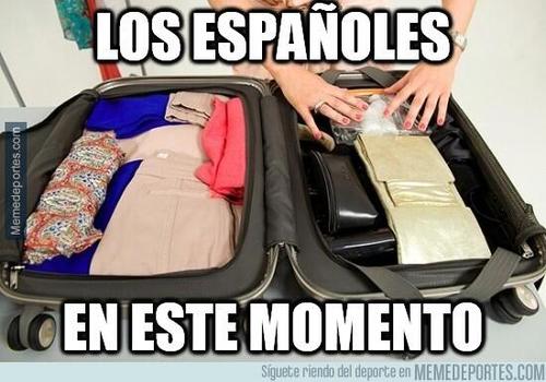 Los españoles preparando maletas.