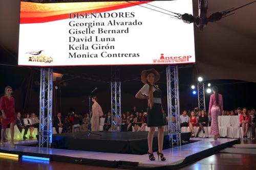 Los alumnos del área textil de Intecap mostraron su talento en un desfile celebrado en Antigua Guatemala. (Foto: Intecap)