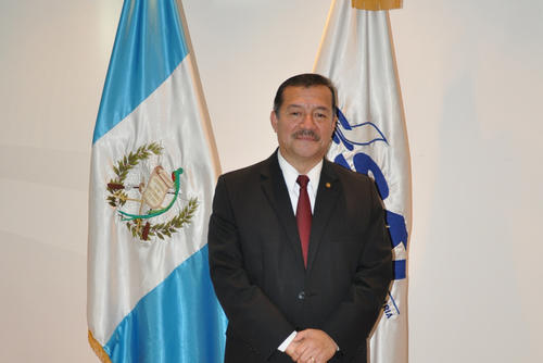 Francisco Rivera Escobar, es el nuevo jefe interino de la SAT, quien asumirá el puesto hasta que el Presidente del país nombre a uno nuevo. (Foto: SAT)