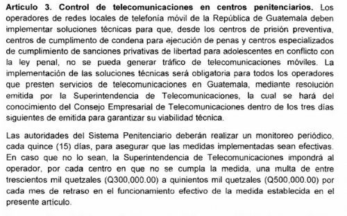 La Ley establece multas entre Q300 mil y Q500 mil al mes y por centro carcelario, a cada empresa que mantenga su señal de teléfonos celulares. (Foto:Soy502)
