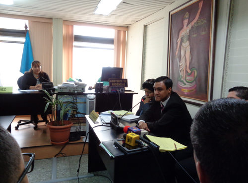 La declaración de Otto Molina Stalling duró unos 40 minutos. (Foto: Evelyn de León /Soy502)