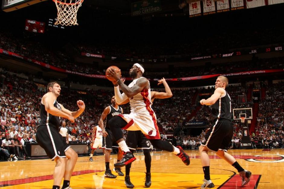 La temporada regular de la NBA está por terminar y con ella llegan los playoffs. (Foto: AFP)