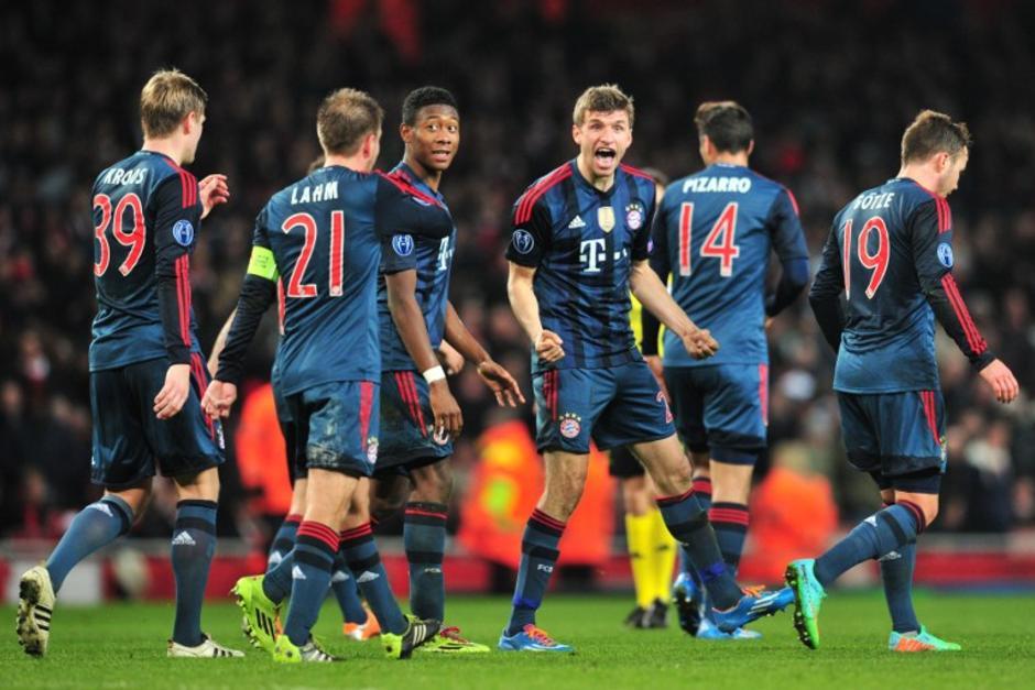 El Bayern Munich derrotó 2-0 de visita al Arsenal en el juego de ida de los octavos de final de la UEFA Champions League. (Foto: AFP)