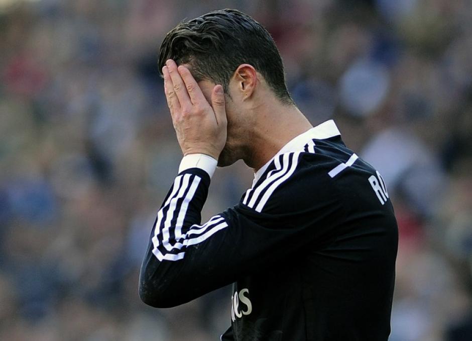 Cristiano Ronaldo se disculpó con sus compañeros tras la expulsión protagonizada ante el Córdoba. (Foto: AFP)