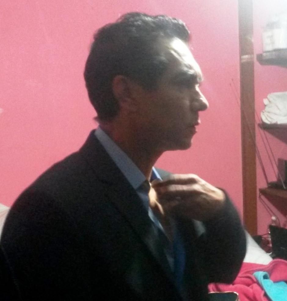 La detención del exalcalde del municipio mexicano de Iguala, José Luis Abarca, y su esposa, presuntos autores intelectuales de la desaparición de 43 estudiantes, se efectuó sin disparos mientras que en otra operación fue arrestada una tercera persona por encubrimiento, dijeron fuentes oficiales.(Foto AFP). 