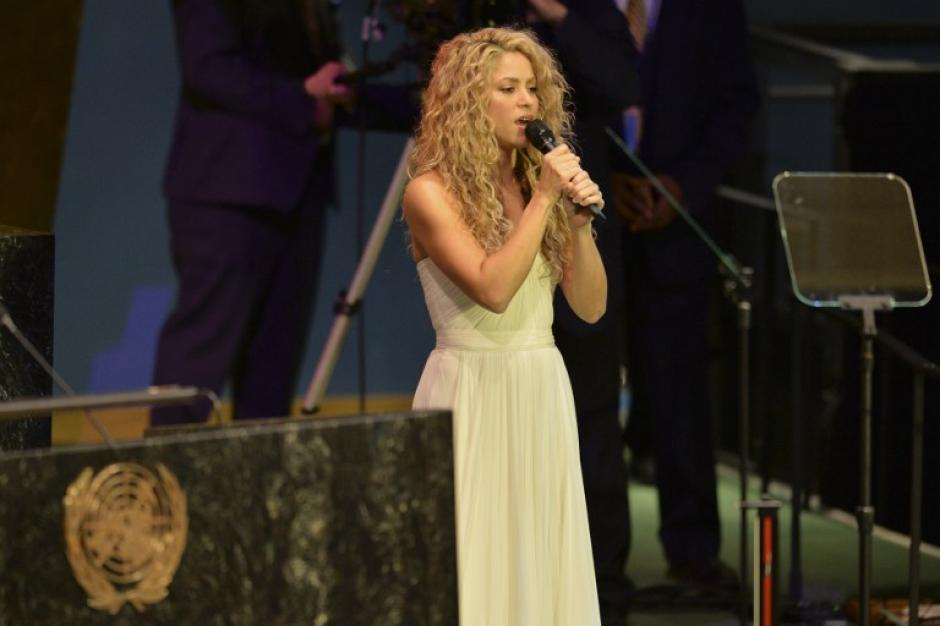 La cantante colombiana Shakira se presentó en la Asamblea de la Onu que se realiza en New York, Estados Unidos en donde interpretó el tema "Imagine" de John Lennon. (FOTO: Dominick Reuter/AFP)
