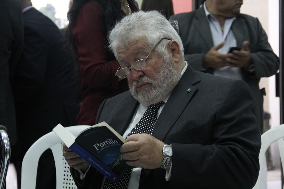 Juan Francisco Reyes López, durante la presentación de la biografía del ex presidente Alfonso Portillo. (Foto: Archivo/Soy502) 