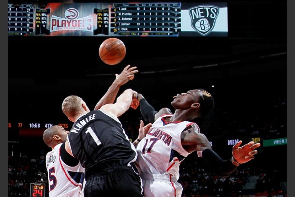 Los Hawks ganaron el primer juego de la serie inicial de playoffs a los Nets. (Foto: AFP)