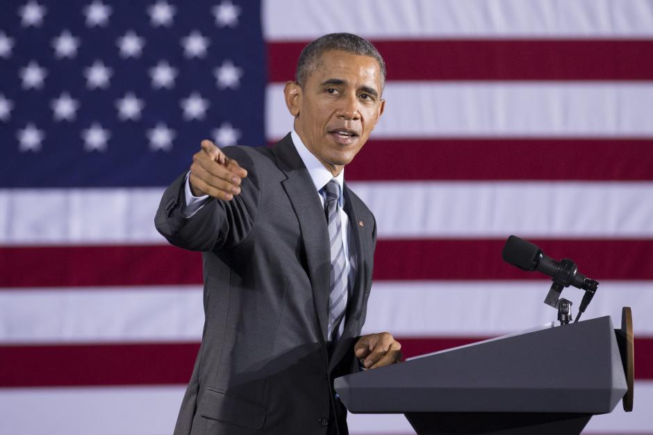 Obama presentó un presupuesto de casi 4 billones de dólares para el año fiscal 2016 rechazado de antemano por republicanos. Será menos austero que los anteriores, principalmente en defensa, y con aumentos fiscales para los más ricos y las empresas. (Foto: EFE)