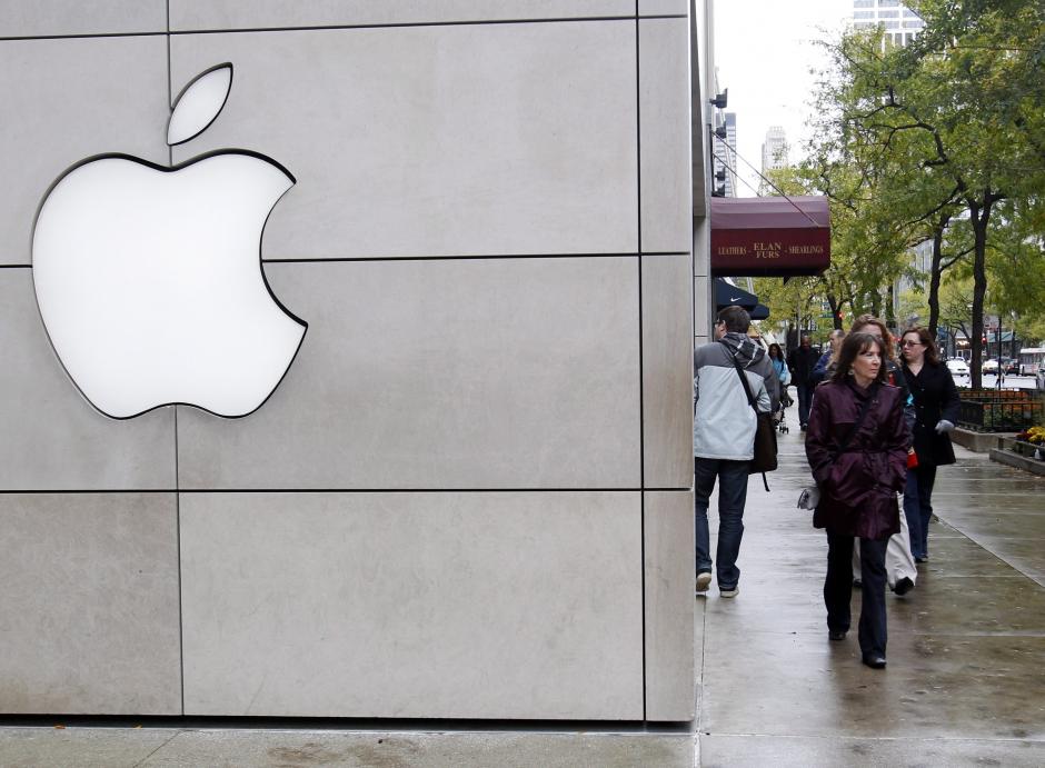 La compañía aún no ha adelantado fecha ni los productos que va a vender en la isla. (Foto: EFE)