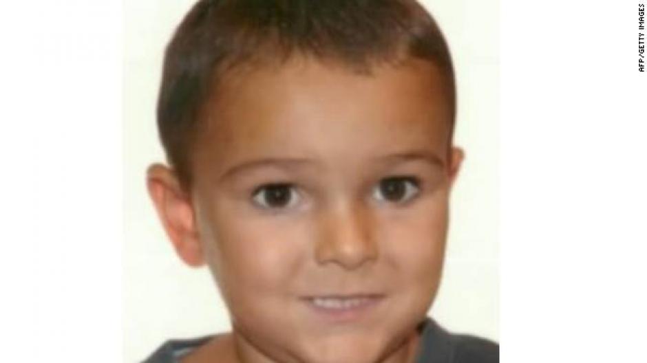 El niño podría morir si no se reemplaza la batería en su máquina. (Foto: AFP) 