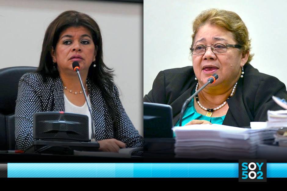 Carol Flores y Martha Sierra de Stalling enfrentan proceso de antejuicio, la primera por supuesto enriquecimiento ilícito y la segunda por cohecho. (Fotos: Soy502) 