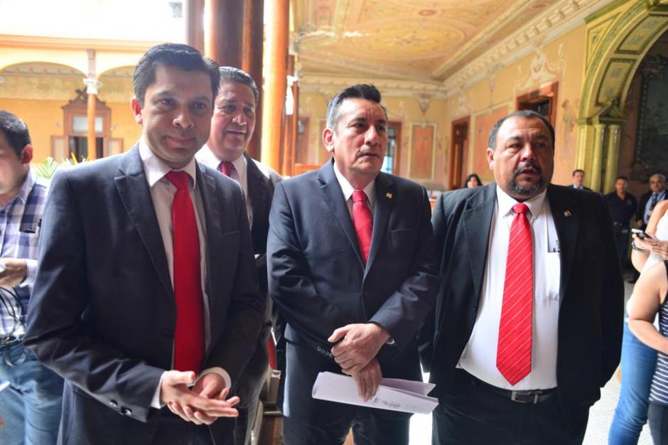 El partido Líder pidió al Tribunal Supremo Electoral una copia de todas las actas finales de cierre de votación para compararlas con los resultados de sus fiscales. (Foto: Jesús Alfonso/ Soy502)