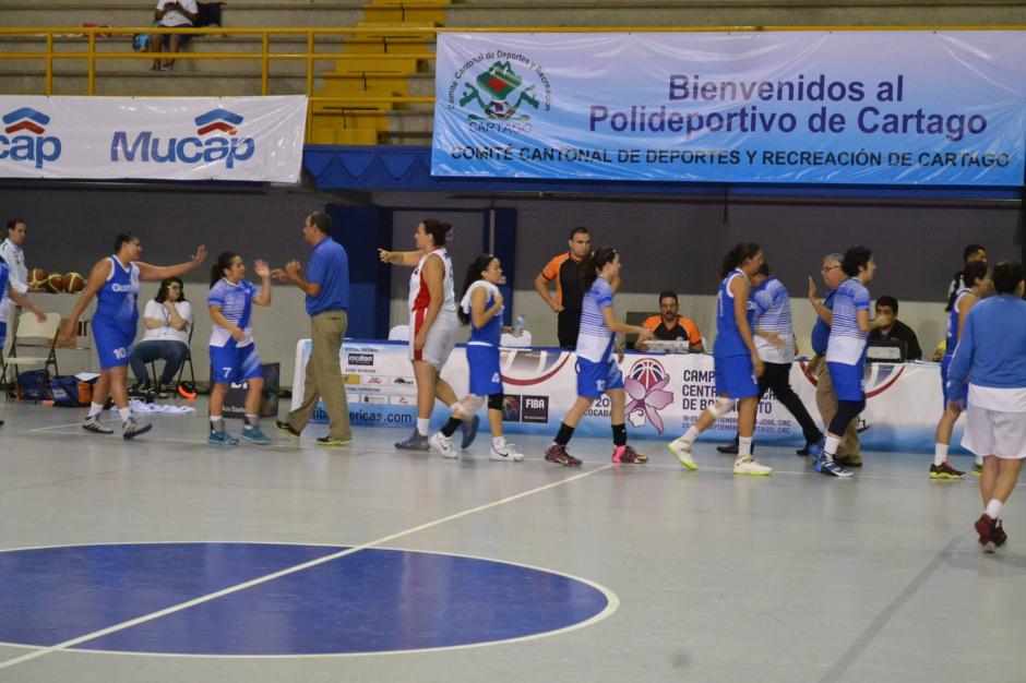 Tras haber pasado seis años sin participar en torneos internacionales, Guatemala lográ clasificar a las semifinales de la COCABA. (Foto: FECOBA)
