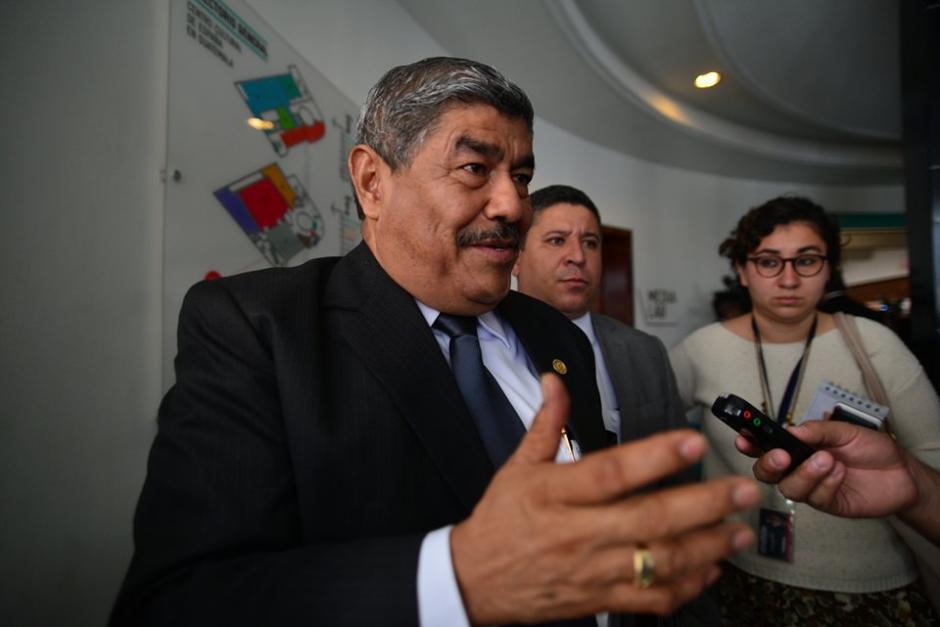 La Contraloría presentó una denuncia para que el MP secuestre los documentos para que puedan ser analizados. (Foto: Wilder López/Soy502)