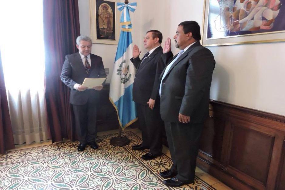 El exministro de economía Luis Antonio Velásquez Quiroa fue nombrado presidente de la junta directiva del Crédito Hipotecario. (Foto: Presidencia) 