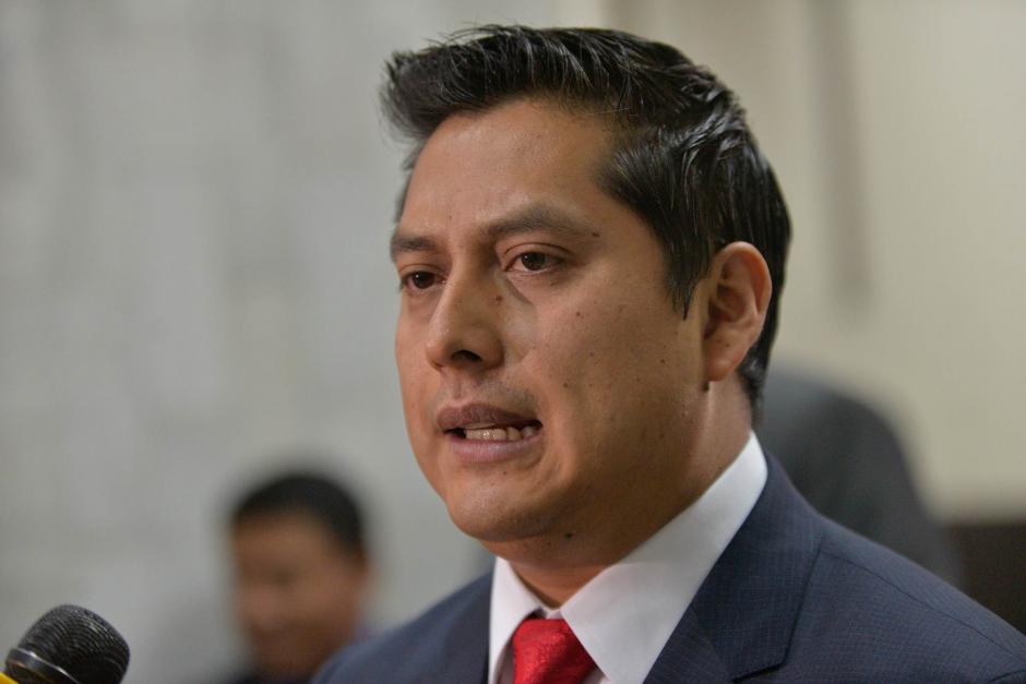 El abogado defensor de Roxana Baldetti anunció que dejará el caso porque no se le han cancelado sus honorarios. (Foto: Wilder López/Soy502))