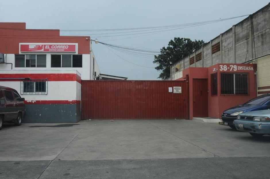 Las instalaciones de la empresa se mantuvieron sin movimiento a partir de este miércoles. (Foto: Alejandro Balán/Soy502)