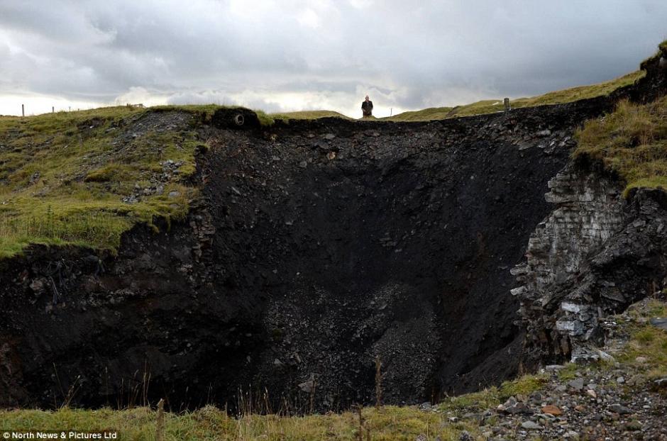 Un hombre llamado Sam Hillyard fue quien encontró el agujero. (Foto: DailyMail) 