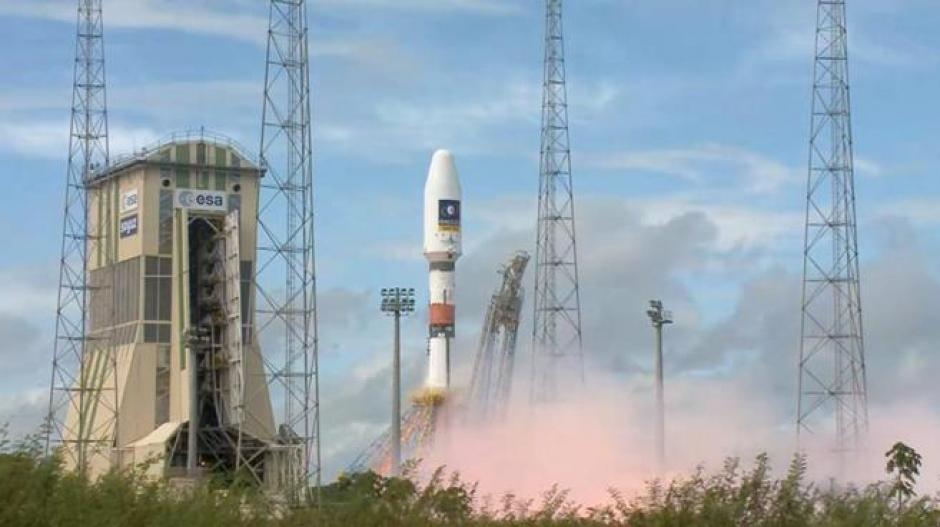 Arianespace indicó en un comunicado que "el estado y el posicionamiento" tanto del dispositivo del cohete Fregat encargado de la inyección, como de los satélites, "son estables y no presentan ningún riesgo para la población". (Foto: ESA/Arianespace)