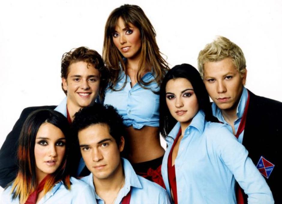 El éxito de la telenovela mexicaba RBD los condujo a ganar varios discos de oro y platino. (Foto: los40.com)