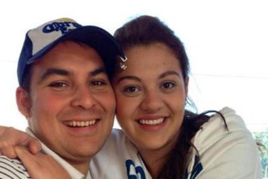 Banny y Mitzi aparecen juntos en una fotografía que compartieron en redes sociales. (Foto: Archivo/Soy502) 