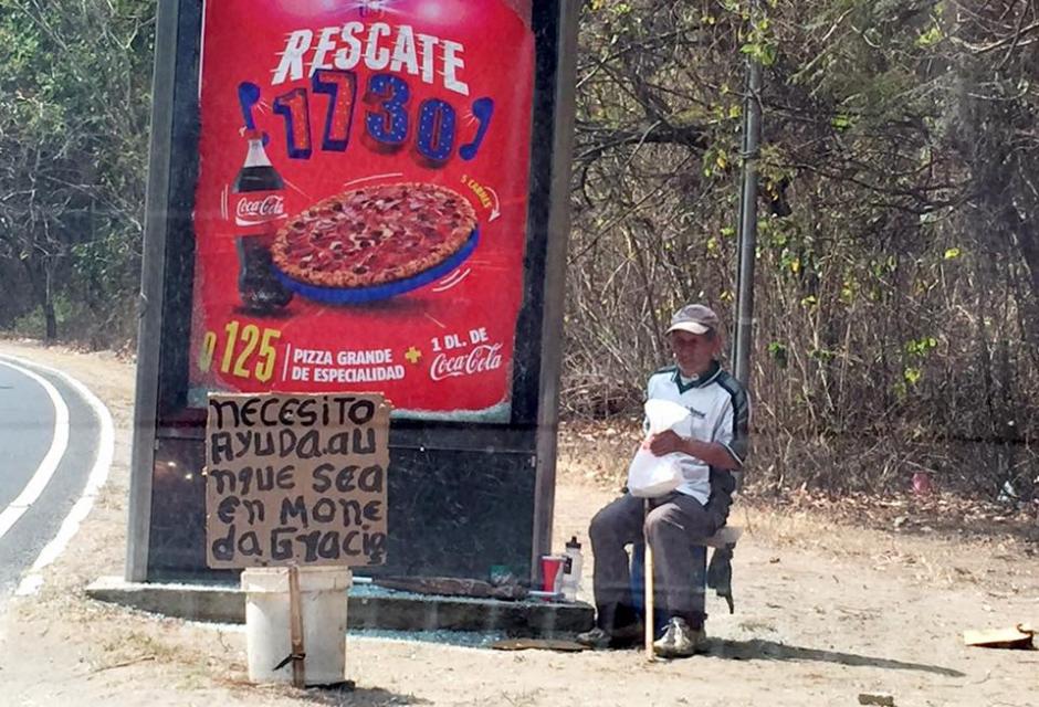 Don Vidal, en su habitual lugar. (Foto: Marcela Fernández/Facebook) 