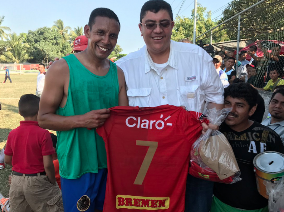 Claudio Albizuris anunció su retiro del fútbol en activo con Municipal. (Foto: Twitter)