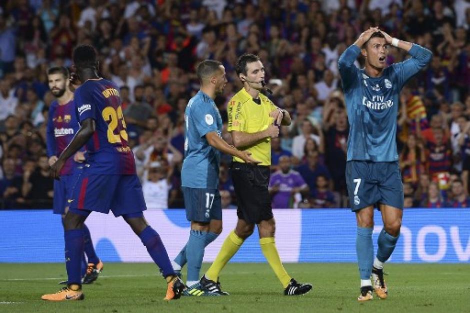 Cristiano Ronaldo es sancionado con cinco juego por empujar a un árbitro. (Foto: AFP)