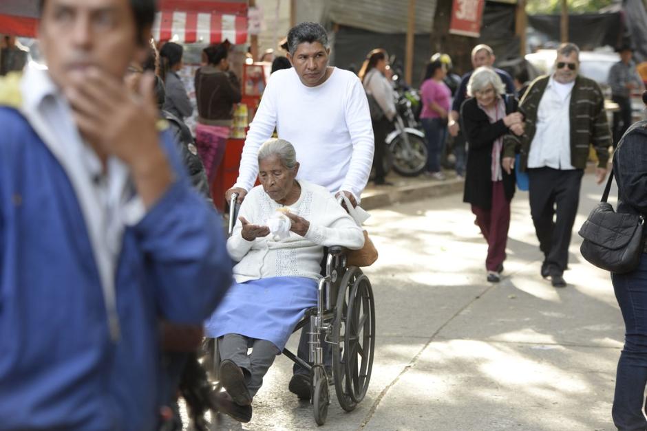Los servicios sanitarios de la capital se colapsaron debido a los recientes acontecimientos. (Foto: Wilder López/Soy502)