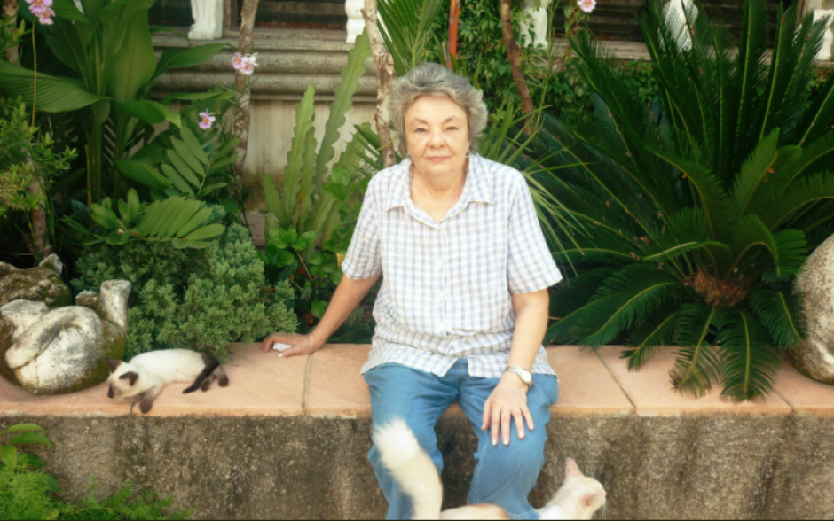 Carmen de Aldana será recordada por su afición y admiración hacia los gatos. (Foto: Récord Guinness)