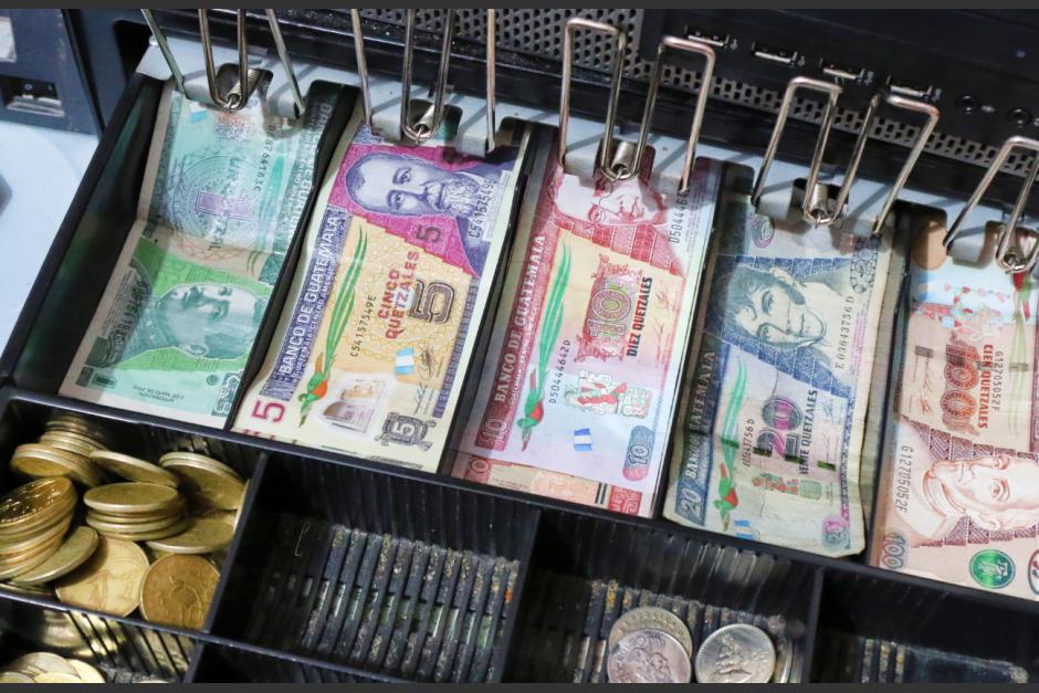 El gobierno de Jimmy Morales aumentó el salario ante el desacuerdo de la Comisión. (Foto: Archivo/Soy502) 