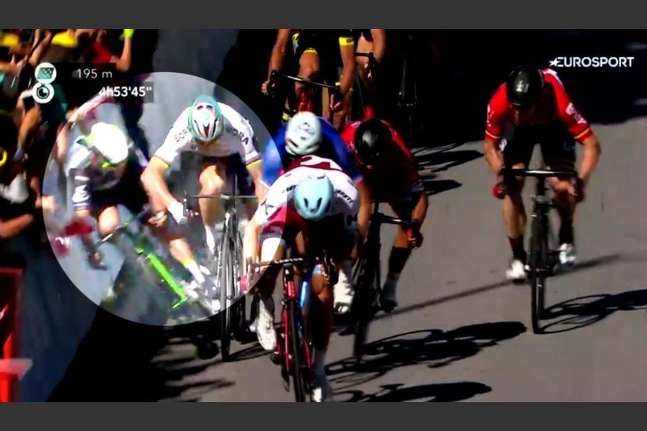 Peter Sagan fue expulsado de Tour de Francia 2017 por criminal codazo a Mark Cavendish. (Foto: Captura de video)