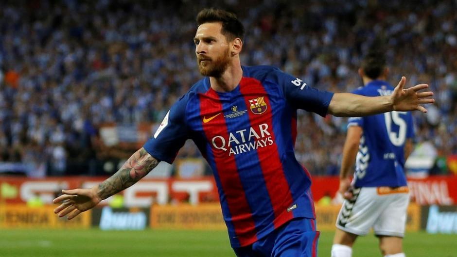 Messi incrementará sus ingresos tras obtener una extensión de contrato con el Barcelona. (Foto: Clarín)